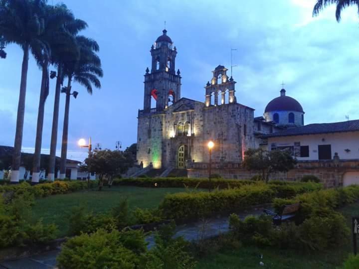 El Portal De Don Luis Hotel Guadalupe Exterior photo